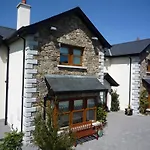 Avlon House Bed & Breakfast