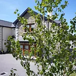Bed & Breakfast Avlon House