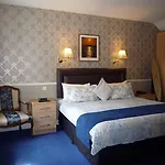 Avlon House Bed & Breakfast