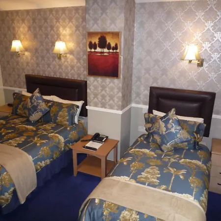 Avlon House Bed And Breakfast 4*