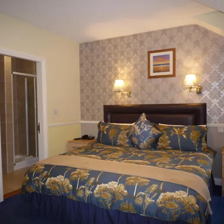 Avlon House Bed And Breakfast 4*