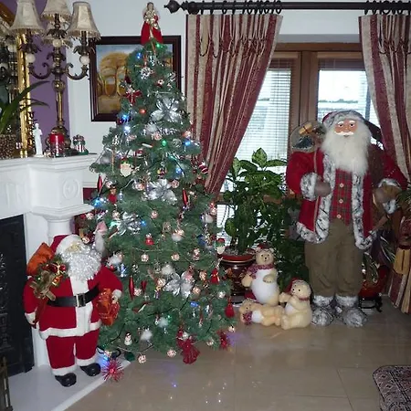 Avlon House Bed And Breakfast 4*