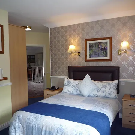 Avlon House Bed and breakfast 4*