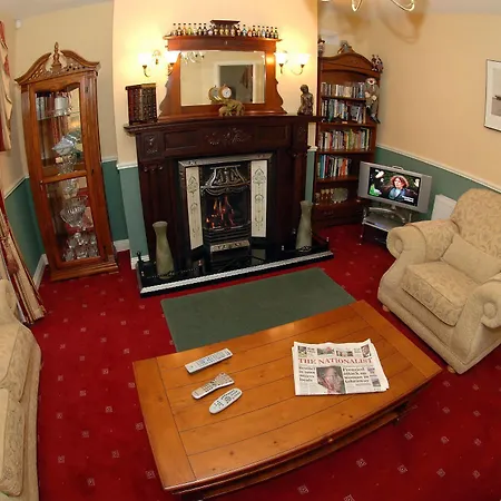 Bed & Breakfast Avlon House Bed And Breakfast