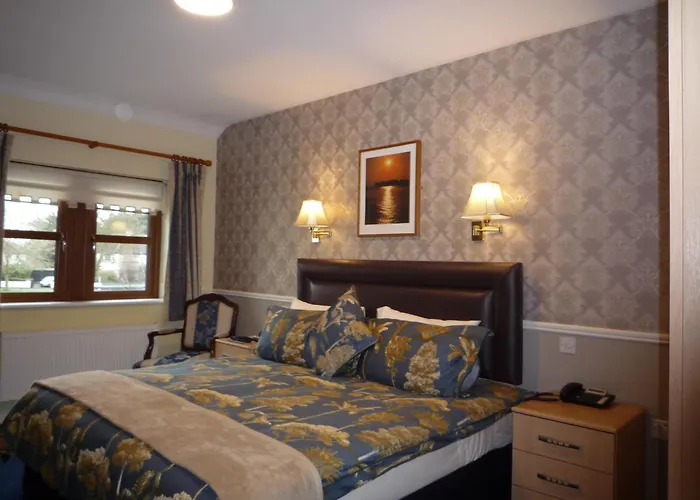 Avlon House Bed & Breakfast 4*
