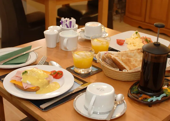 Avlon House 4* 칼로