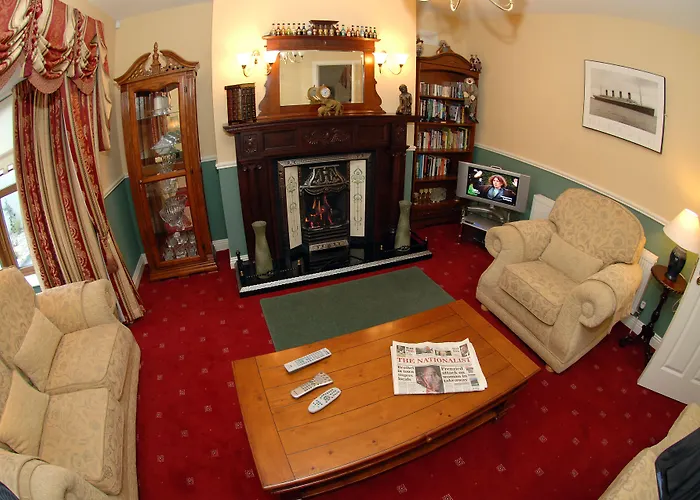 Bed & Breakfast Avlon House 4*